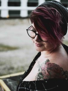 tattooed woman pic