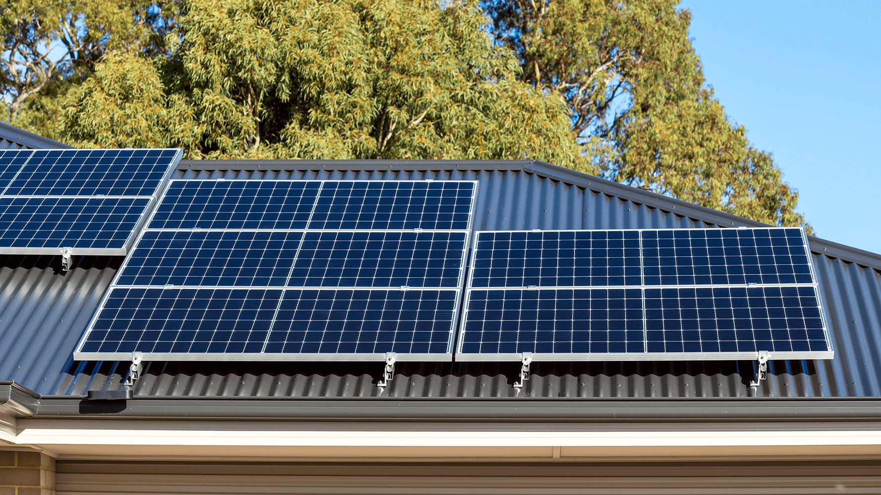 There are risky links between the supply chain of solar products and instances of modern slavery.