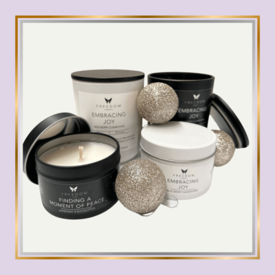 Candle lovers gift set with four great smelling soy candles